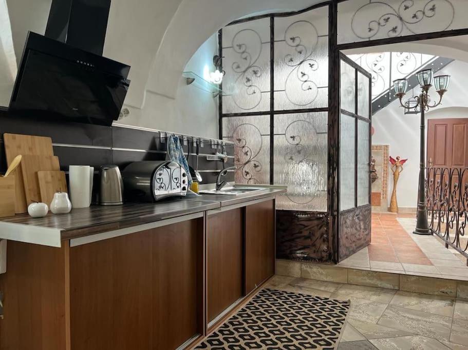 City Center Apartment Banská Bystrica Esterno foto